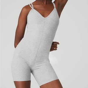 Alo soft Suns Out Onesie in Heather Grey